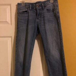 Vineyard vines: Low rise mom jeans